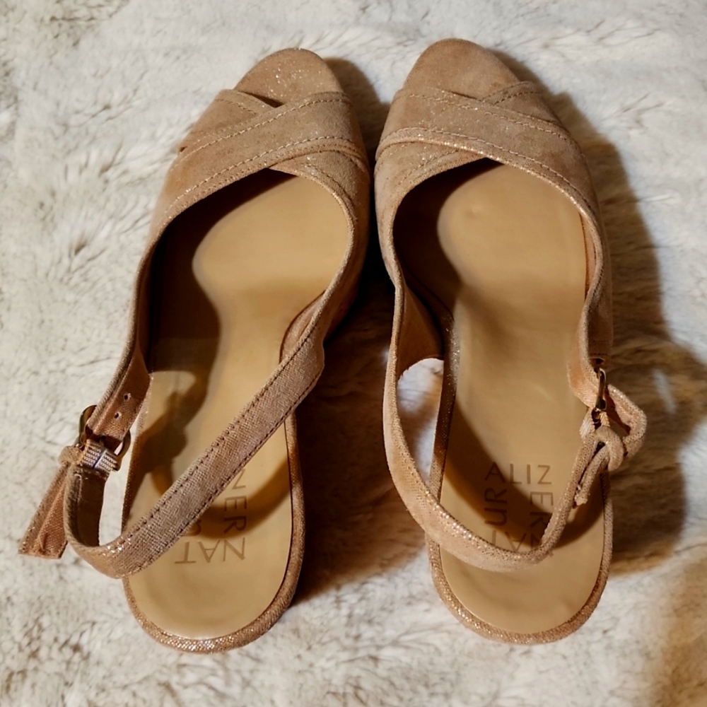 Wedge sandals